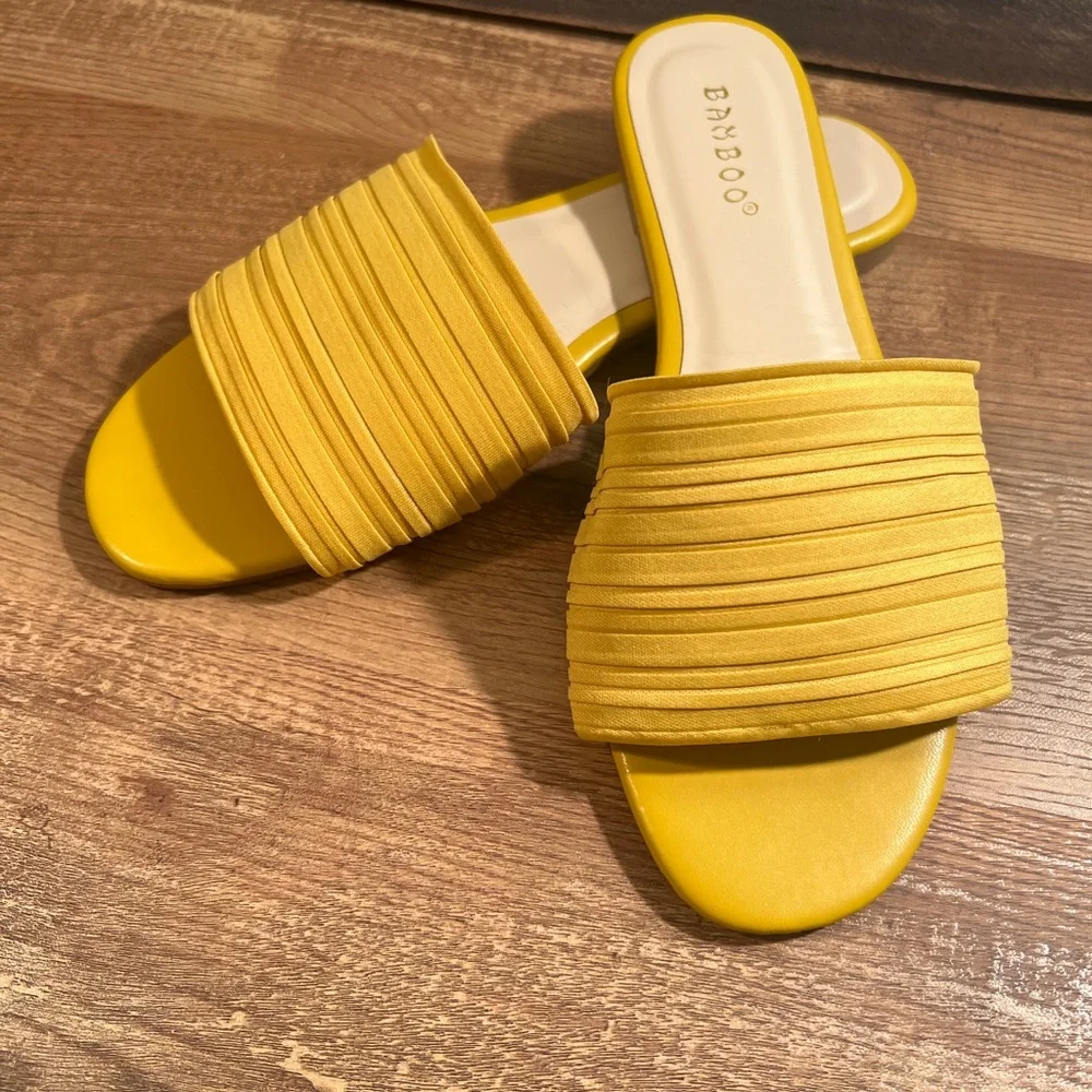Bamboo Women's Yellow Slide Sandals - Picture 3 of 6